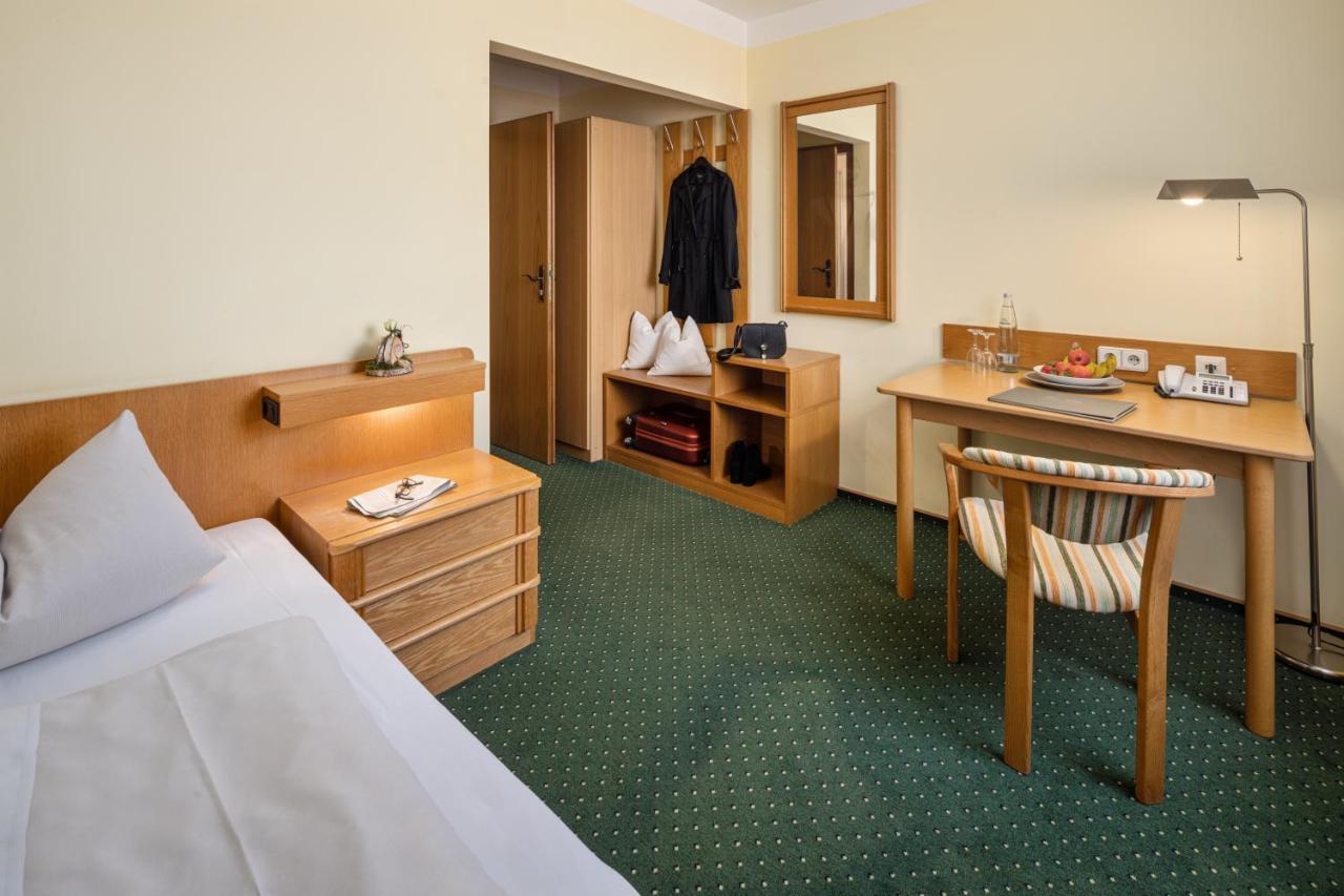Hotel Zur Post Бад-Аббах Номер фото