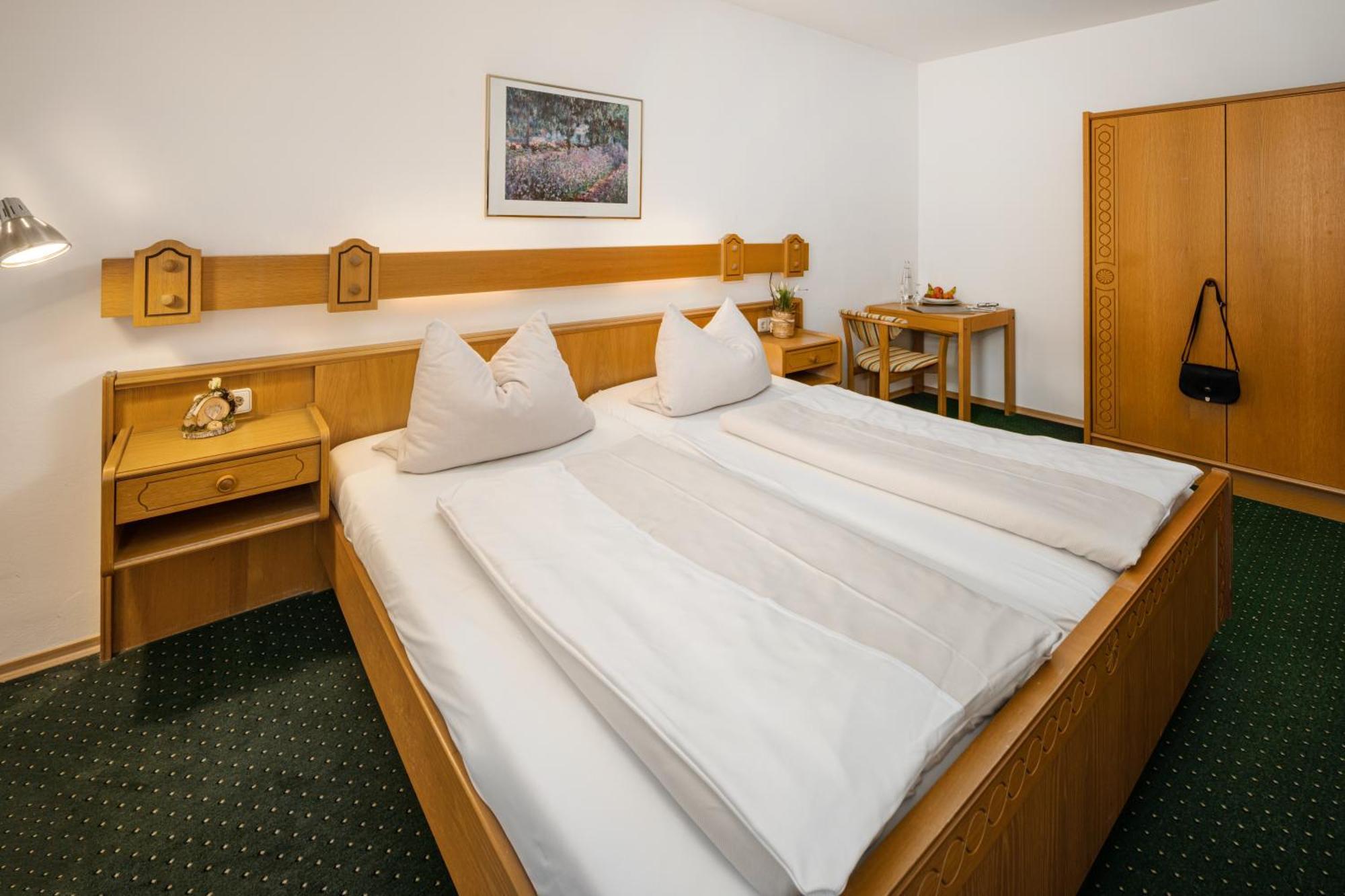 Hotel Zur Post Бад-Аббах Номер фото